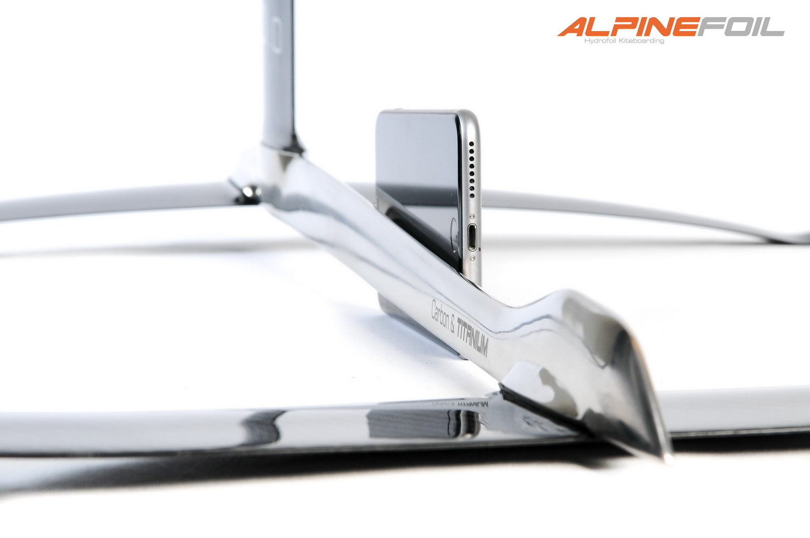 Kitefoil alpinefoil carbon titanium 1