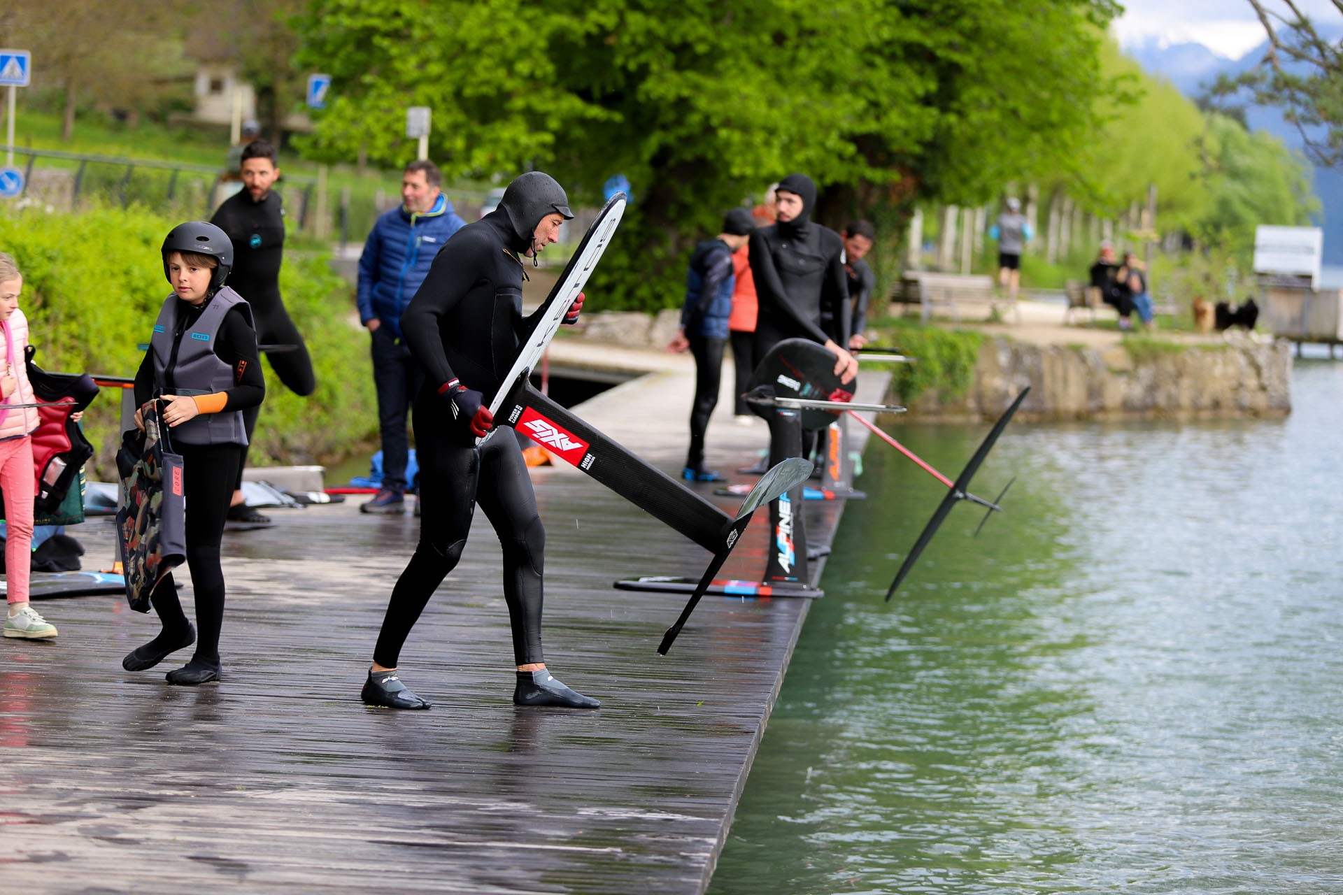 Test pumpfoil alpinefoil annecy avril 2025 47