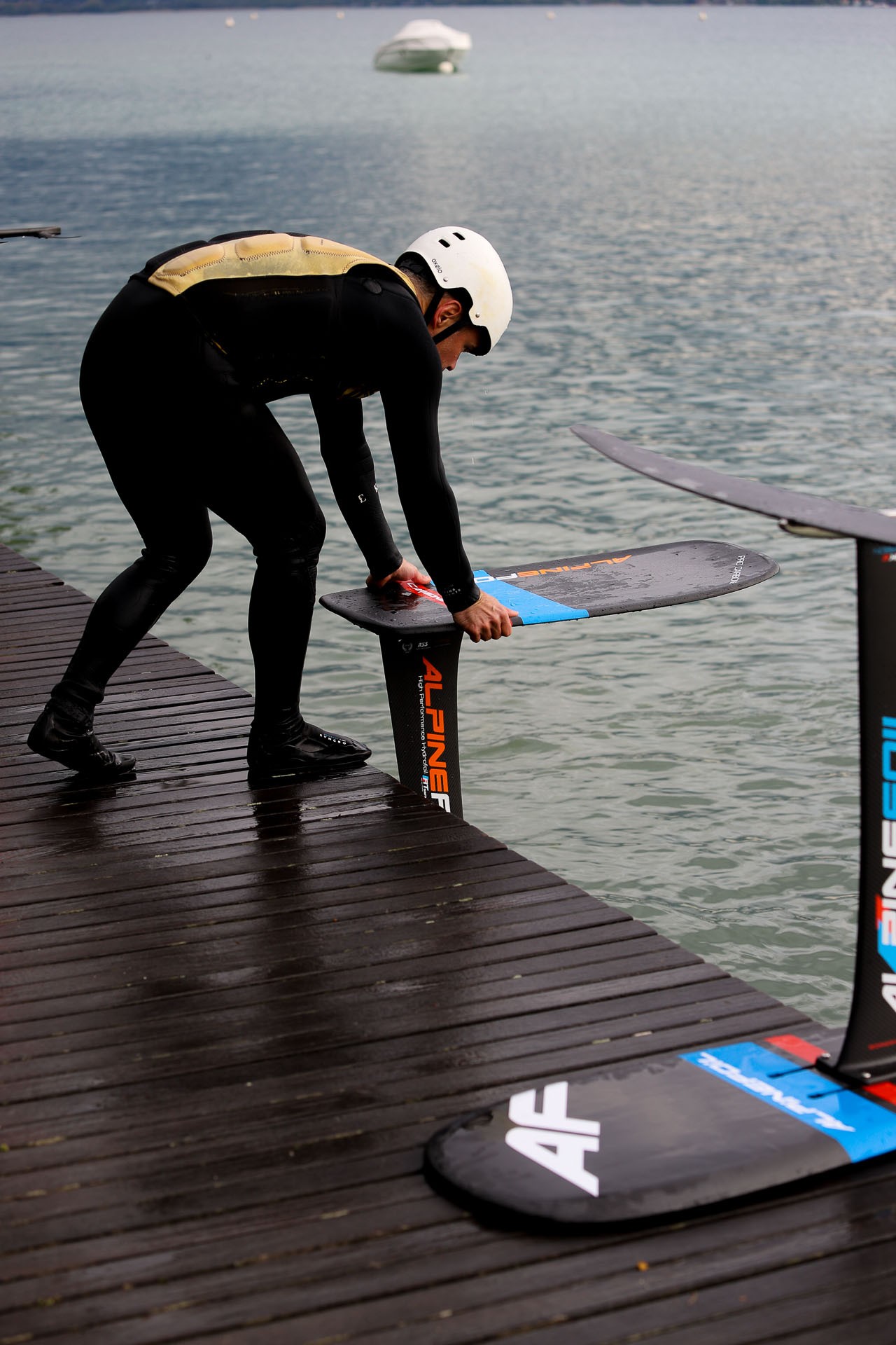 Test pumpfoil alpinefoil annecy avril 2025 60