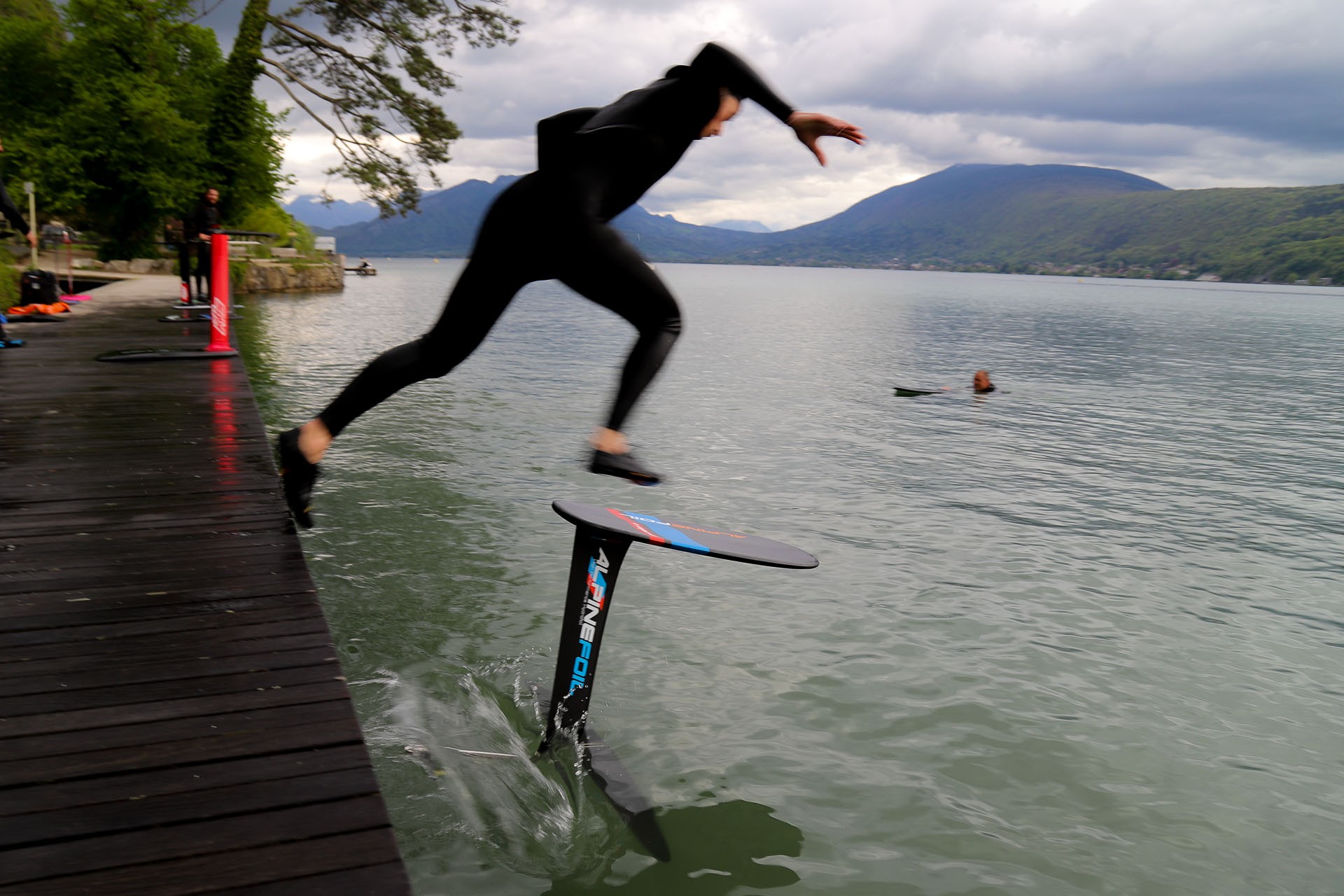 Test pumpfoil alpinefoil annecy avril 2025 7