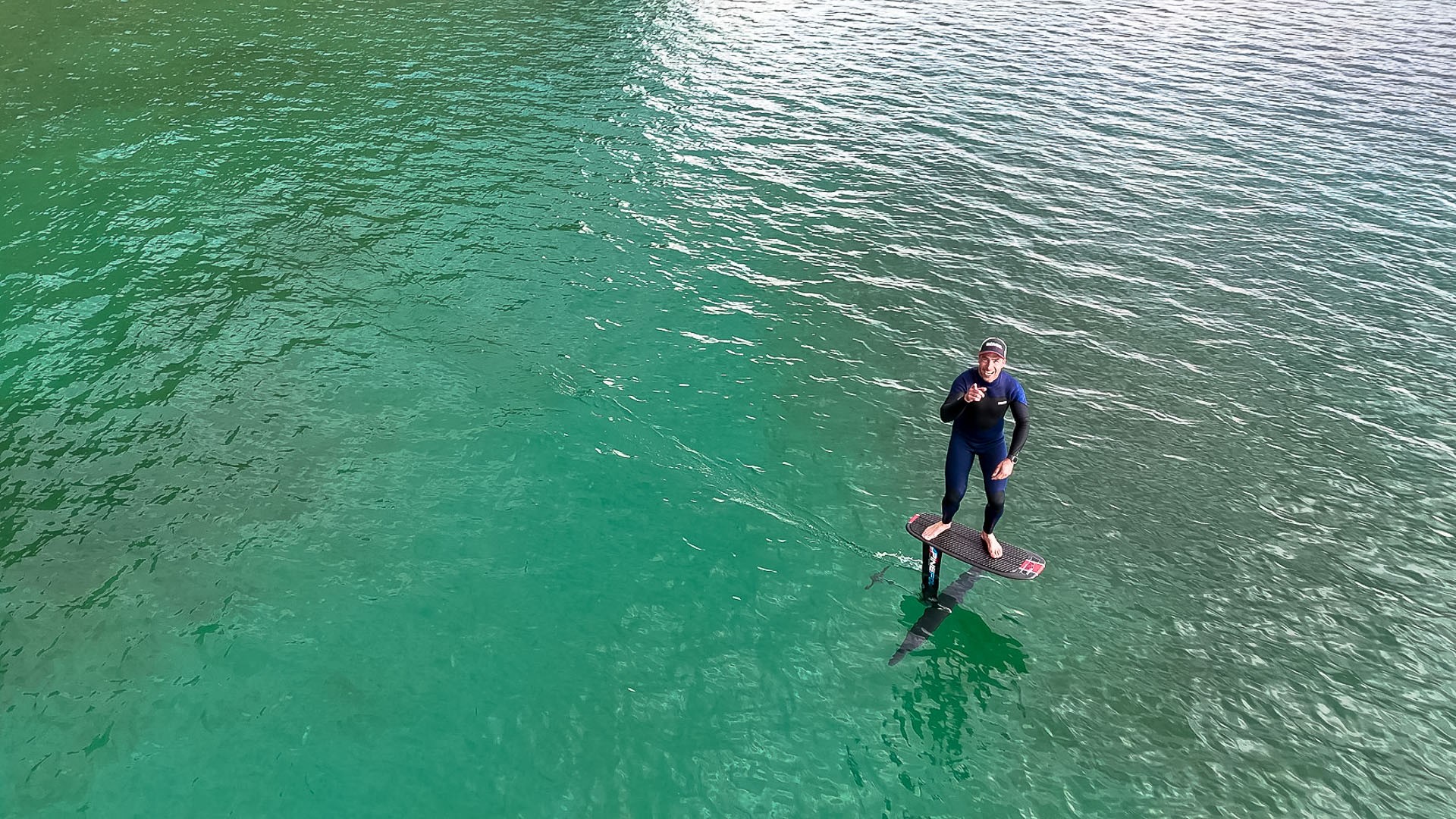 Test pumpfoil alpinefoil annecy avril 2025 78
