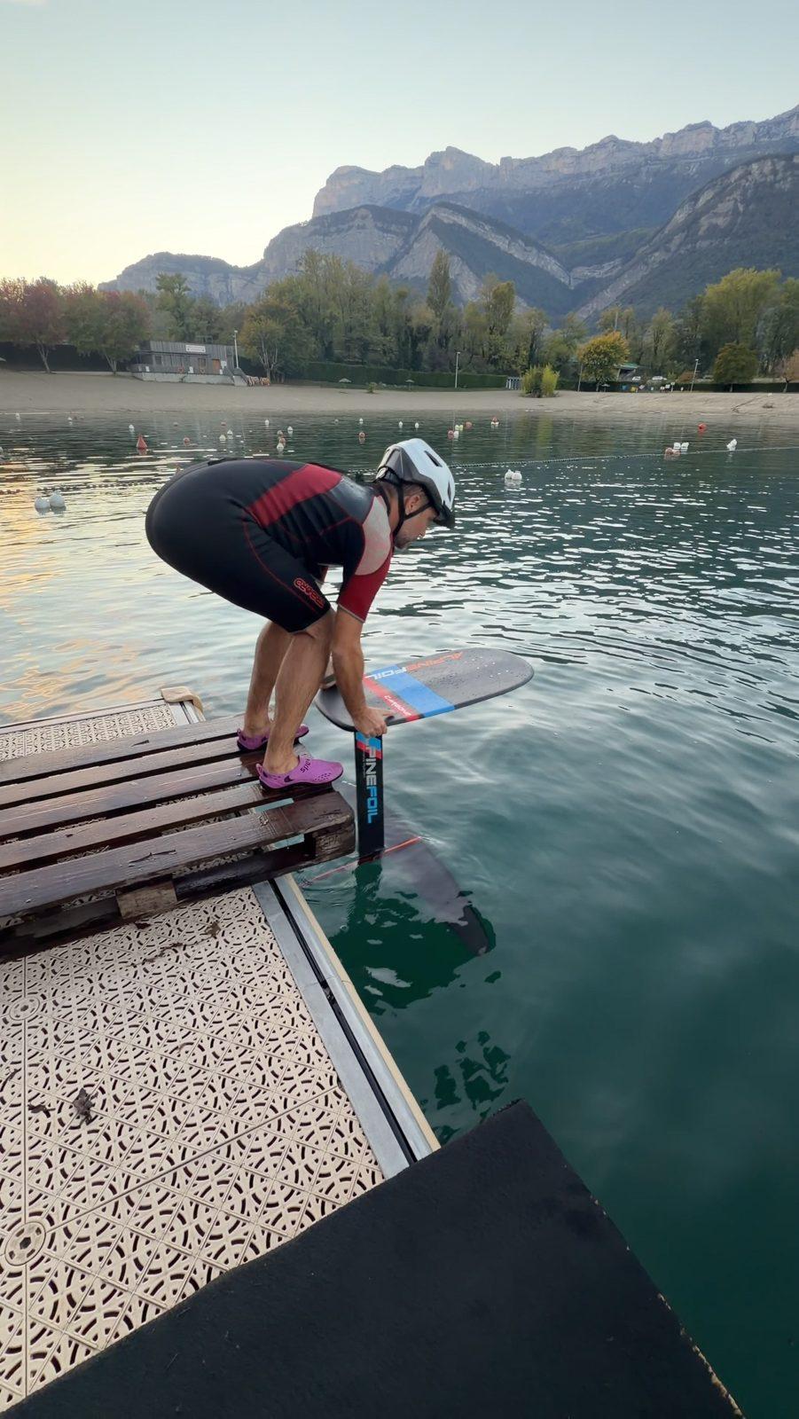 Pumpfoil start mistake: board too flat Pumpfoil start mistake: board too flat