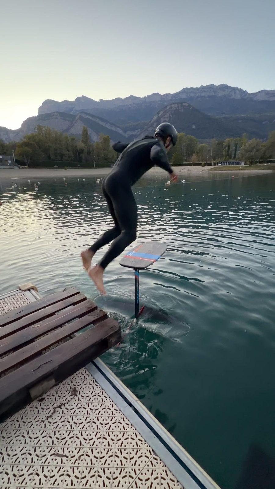 The drop start jump, pumpfoil board launched ahead of the rider
